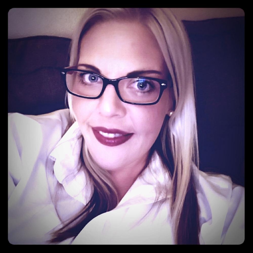 Meet your Posher, Christine